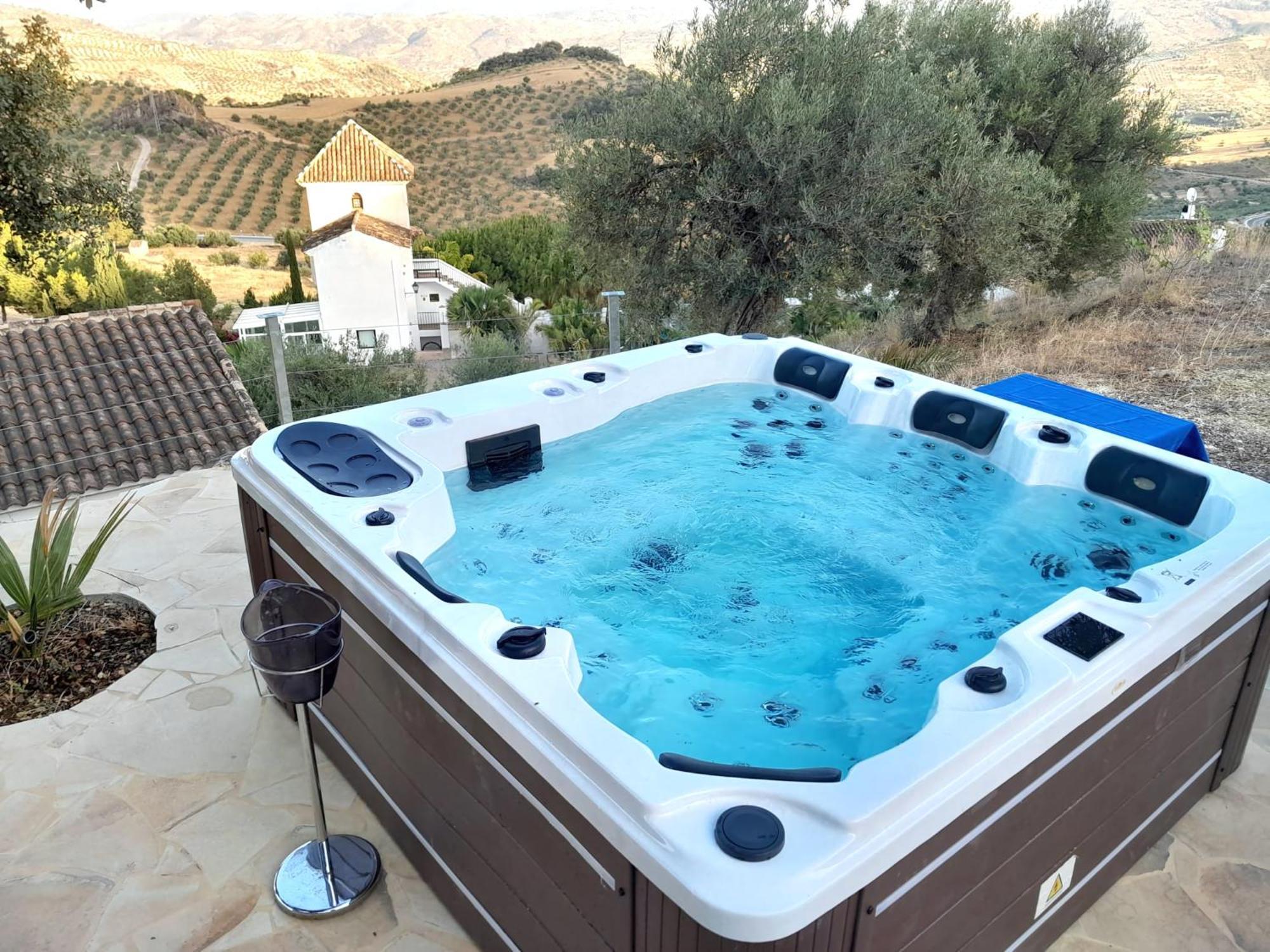 Rural Cottage, With Pool & Optional Private 6 Guests Jacuzzi Tolox Dış mekan fotoğraf